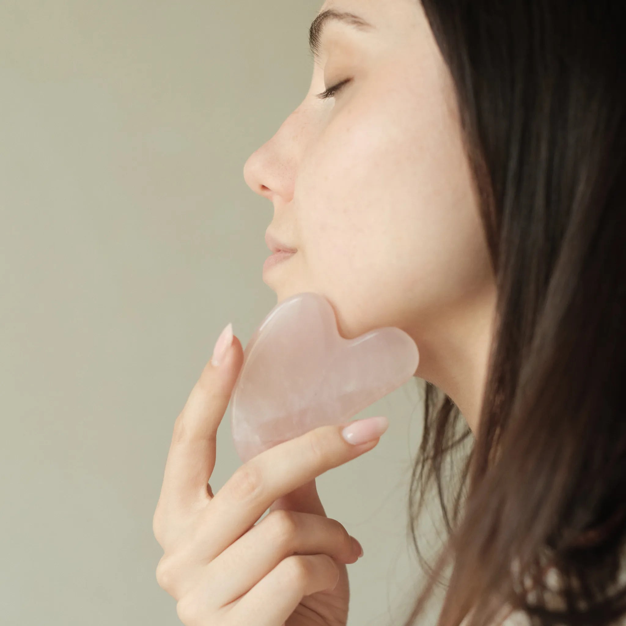 Gua-Sha VitallyBio | Gesichtsgymnastik und Regeneration
